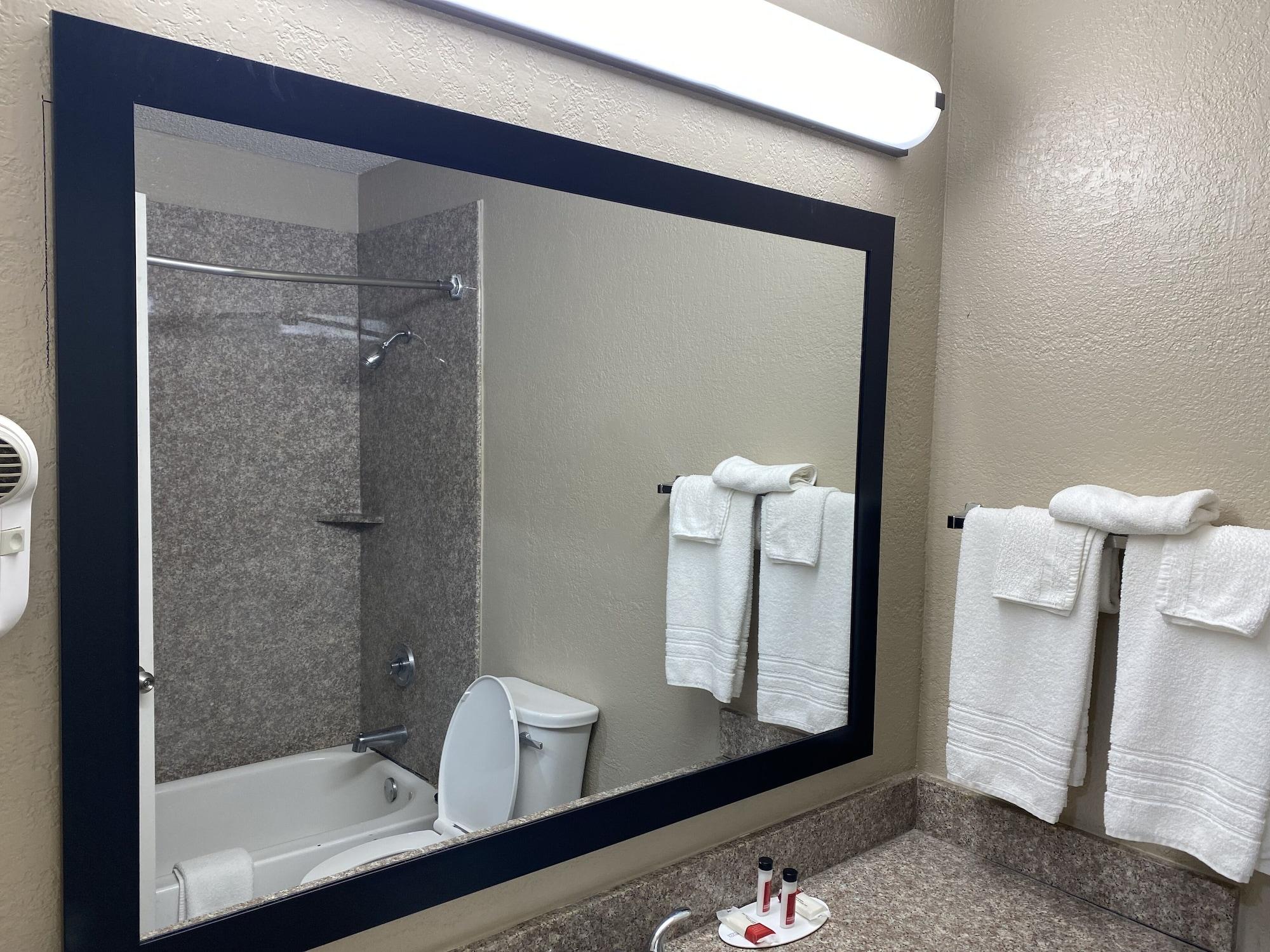 Super 8 By Wyndham Gainesville Tx Экстерьер фото